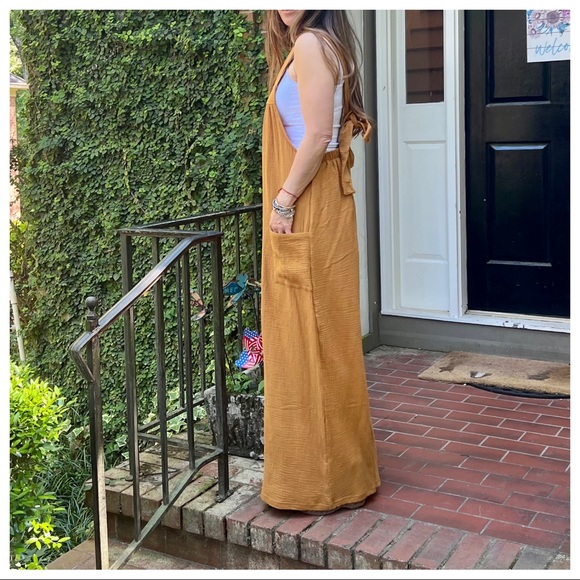 23 Angela Solid Fabulous Wide Leg Jumpsuit - Picture 5 of 9